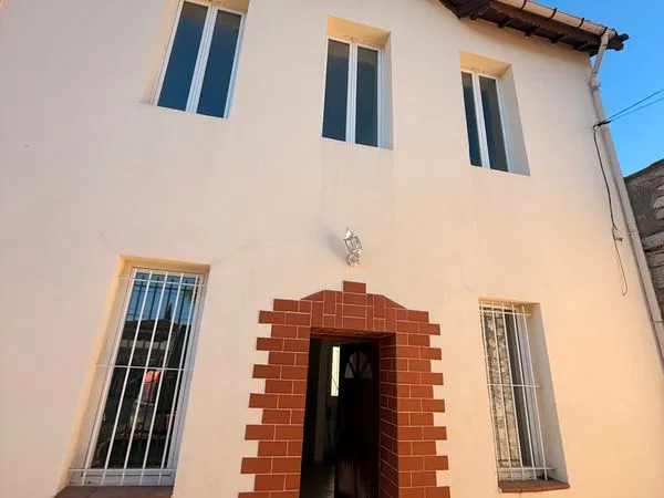 Charmante maison T4 rénovée avec jardin - 84 m² habitables sur 400 m² de terrain 