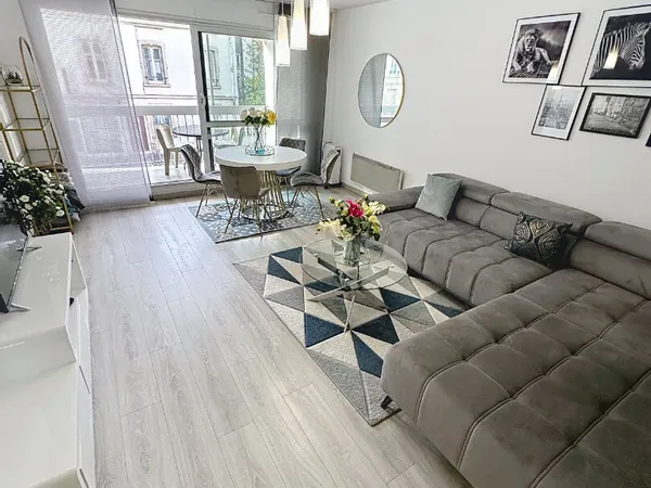 Appartement 3 pièces 77 m² 