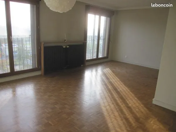 Appartement 4 pièces 77 m² 