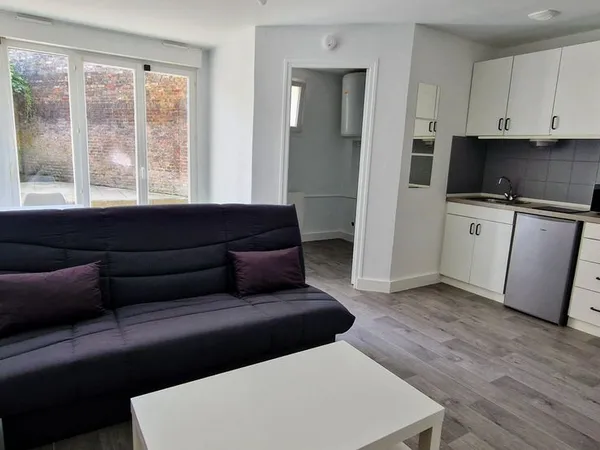 Studio 25 m² meublé et rénové - Quartier Saint Acheul 