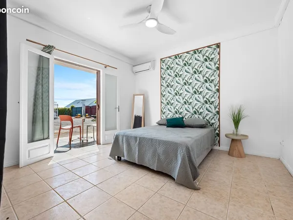 Chambre en colocation SAINTE SUZANNE 580 