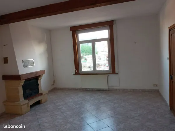 Maison 2 chambres 750/mois hors charges 