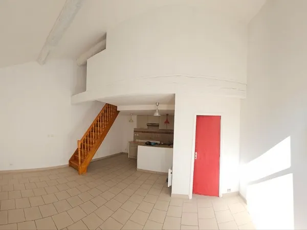 P2 duplex 43m2 quartier Notre Dame 