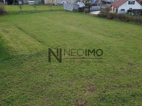 Terrain constructible 3025 m² 