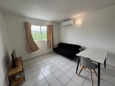Schoelcher. Appartement STUDIO meublé Proche Campus 