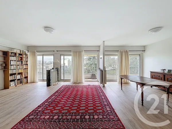 Appartement 5 pièces 135 m² 