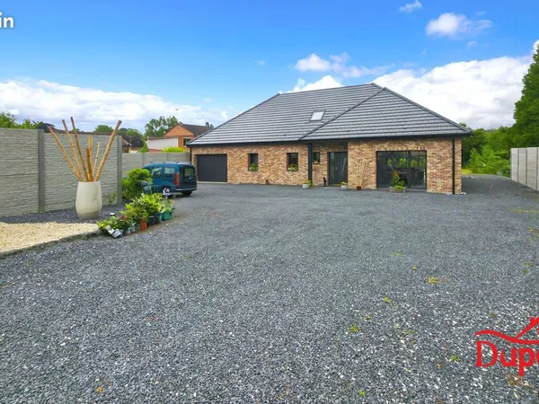 Maison 5 pièces 158 m² 