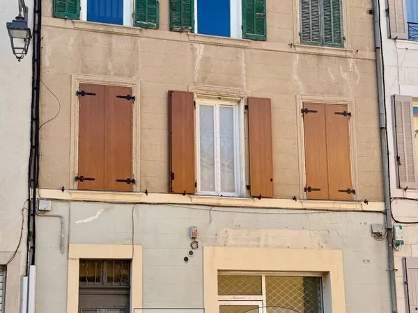 Immeuble de rapport 1 pièce 200 m² 