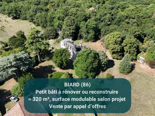 BIARD 86580, terrain constructible avec bâtiment existant (320m² modulable selon projet) 