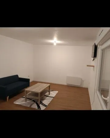 Studio meublé 