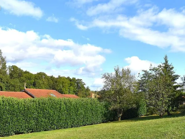 Terrain 672 m² Liergues 