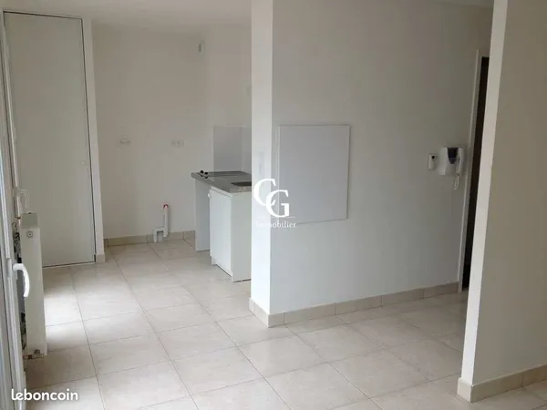 Appartement 1 pièce 27 m² 