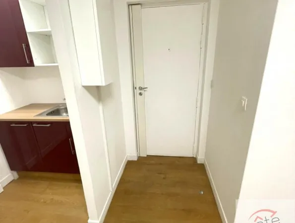 Appartement rénové 1 pièce 20 m² 