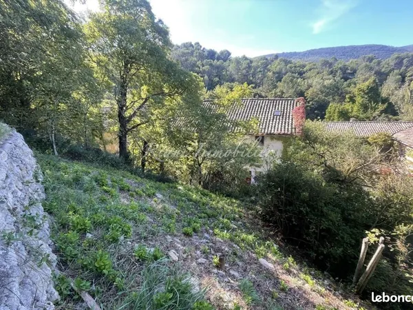 Terrain 625 m² Bonnieux 