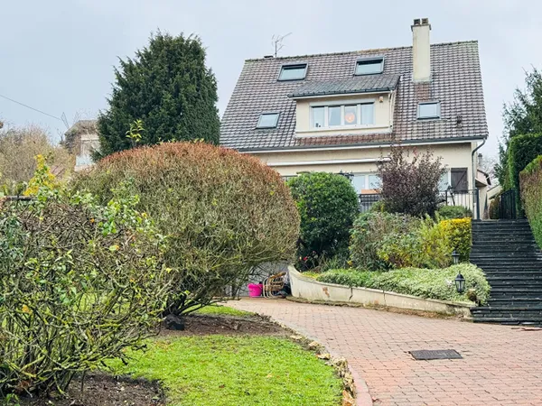 Maison Argenteuil hauts côteaux 6 pièce(s) 152 m2 avec piscine 