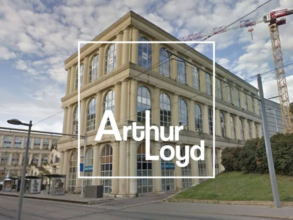 Bureaux 807 m² 