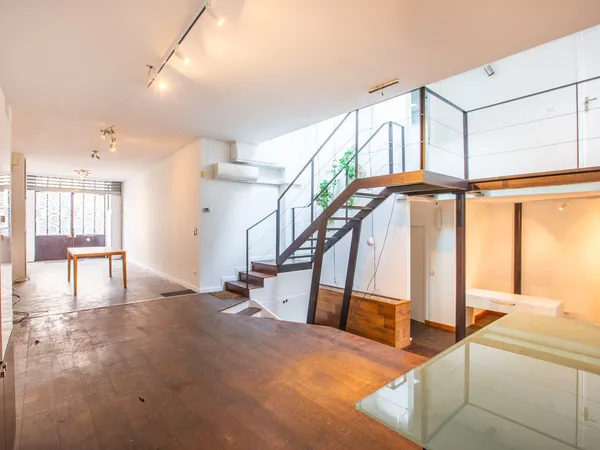 Loft 160 m2 Quartier Les Vallées Clichy 92110, 4 pièces, 2 chambres Habitation et Activité 