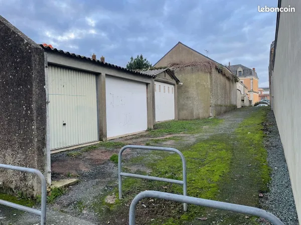 Garage/box centre ville 