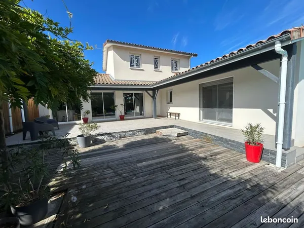 Maison 5 pièces 120m² 