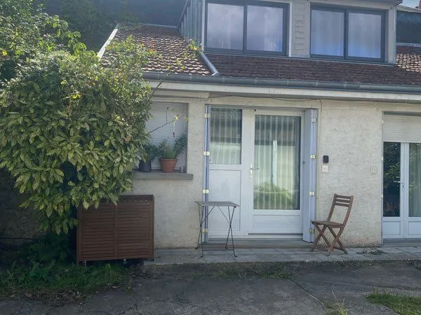 Mignon duplex 26 m2, libre au 1er janvier 