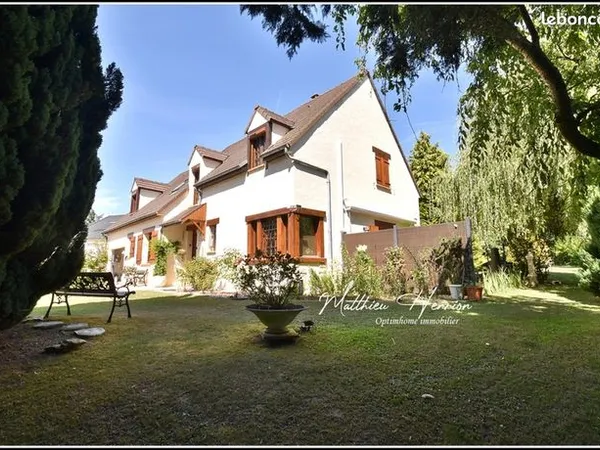Maison 8 pièces 185 m² 