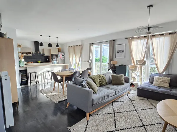 Vends maison - 77m² 