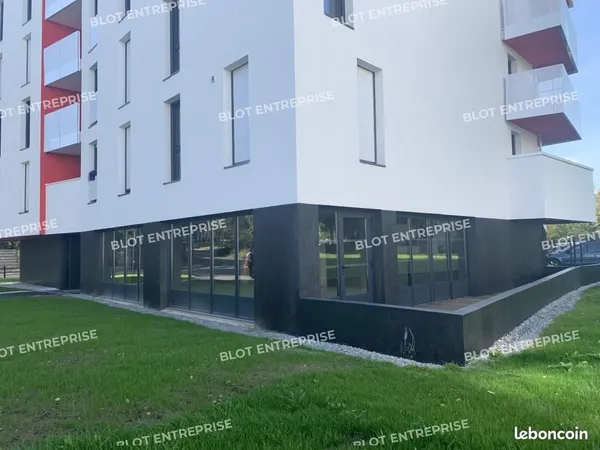 Local commercial 95 m² 