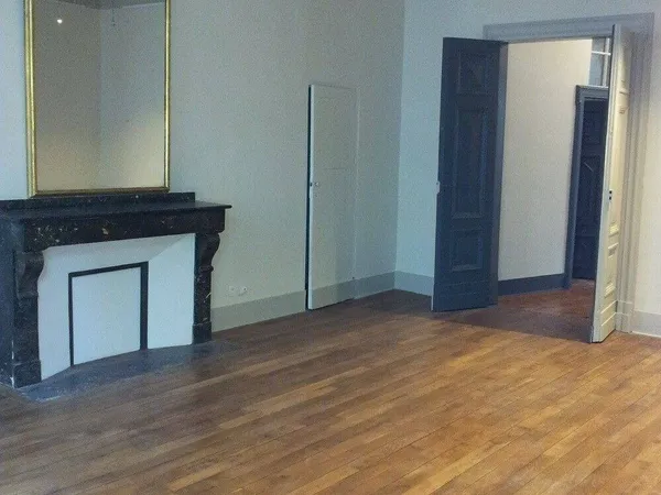 Duplex 8 pièces 225 m² 