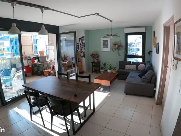 Location appartement T4 port marianne 