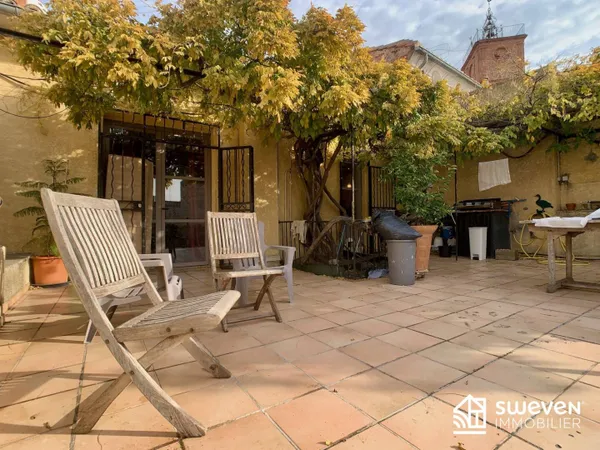 Maison 8 pièces 320 m² 
