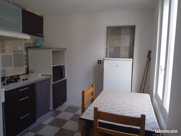 Appartement T2 Duplex Meublé Laval centre ville 