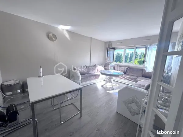 Appartement 4 pièces 80 m² 