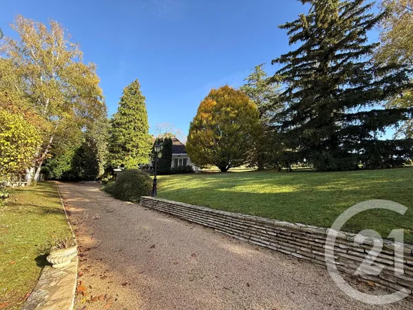 Maison 6 pièces 188 m² 