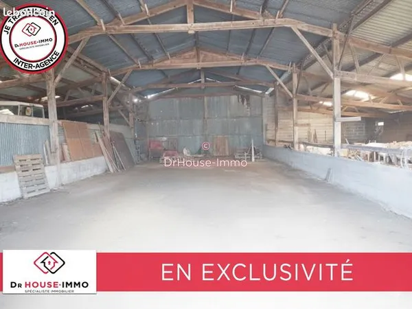 Maison 1 pièce 600 m² 