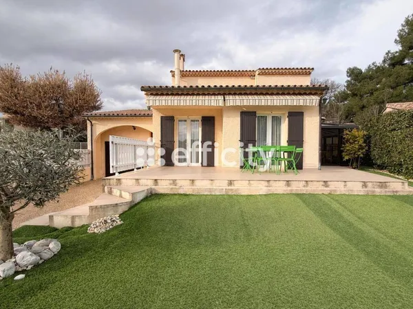 Villa 4 pièces 115 m² 