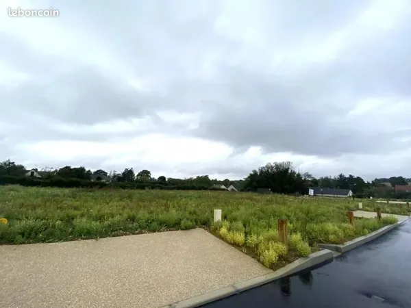 Terrain 1 000 m² Armentieres En Brie 