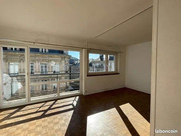 Appartement 1 pièce 40 m² 
