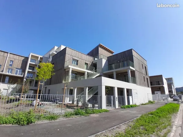 Appartement 4 pièces 81 m² 