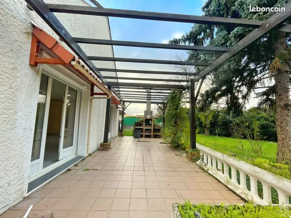 Maison 6 pièces 136 m² 