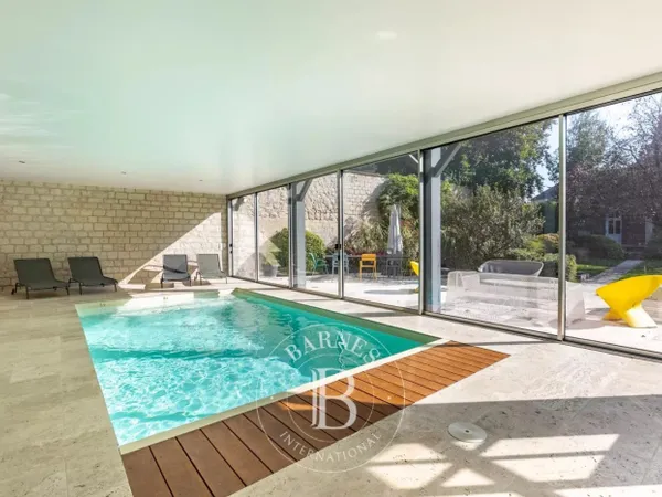Maison de maître - Chantilly Centre - Piscine intérieure 