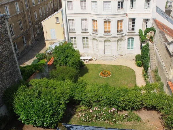 Appartement 3 pièces 84 m² 