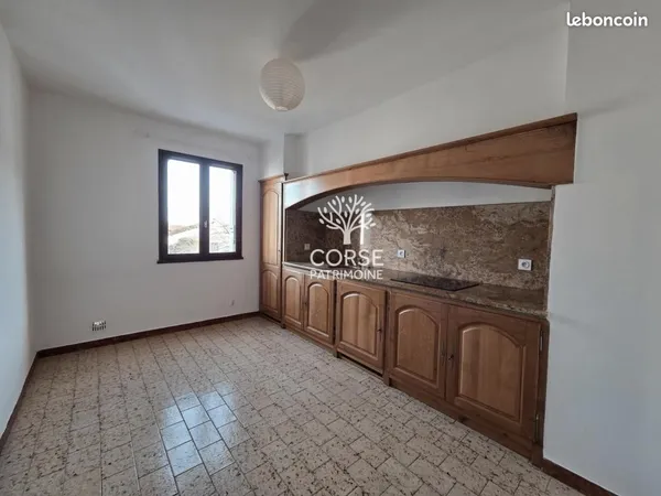 Appartement 4 pièces 109 m² 