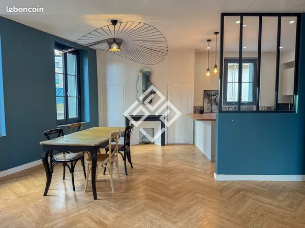 Appartement 4 pièces 103 m² 