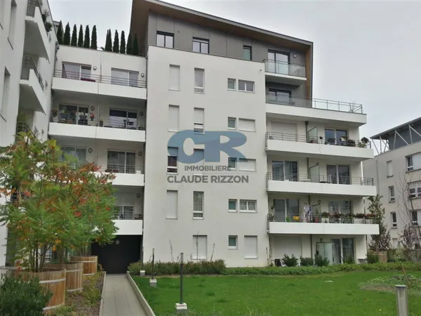 Appartement 3 pièces 61 m² 