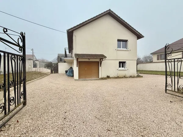 Maison 4 pièces 119 m² 