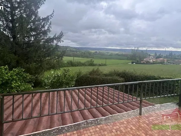 Propriété 9 pièces 435 m² 