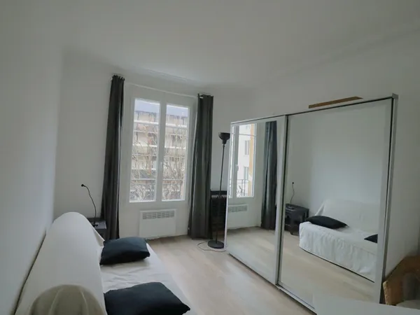 Paris XVème : studio de 15.67m2 