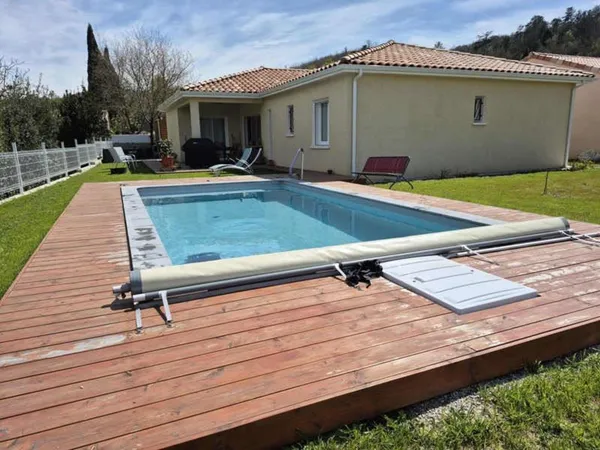 Pavillon de 5 pièces principales 