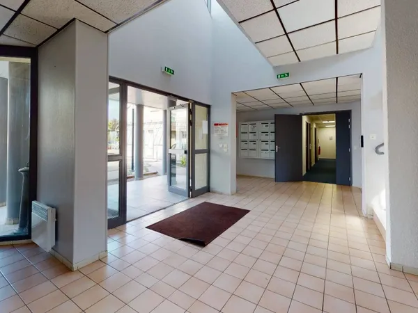 Bureau 200 m² 