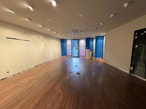 Local commercial 70 m² 